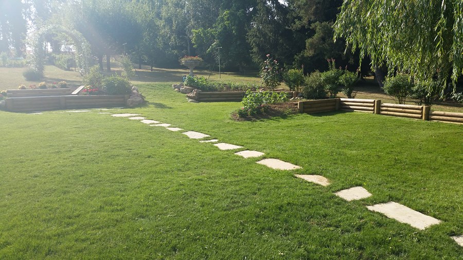 Muret de jardin en bois traité 